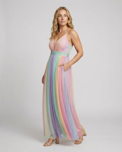 Trendiges Maxikleid mit Spaghettiträgern und buntem Farbverlauf