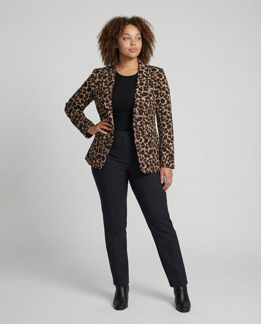 Damen Modischer Blazer im Leo-Design mit schlankem Schnitt Echoarchiv