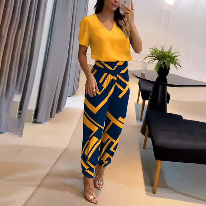 Echoarchiv | Eleganter Jumpsuit für gehobene Anlässe