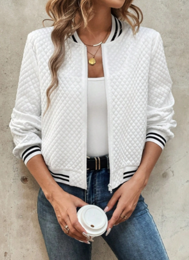 Trendige Bomberjacke Für Einen lässigen Look – Avenza