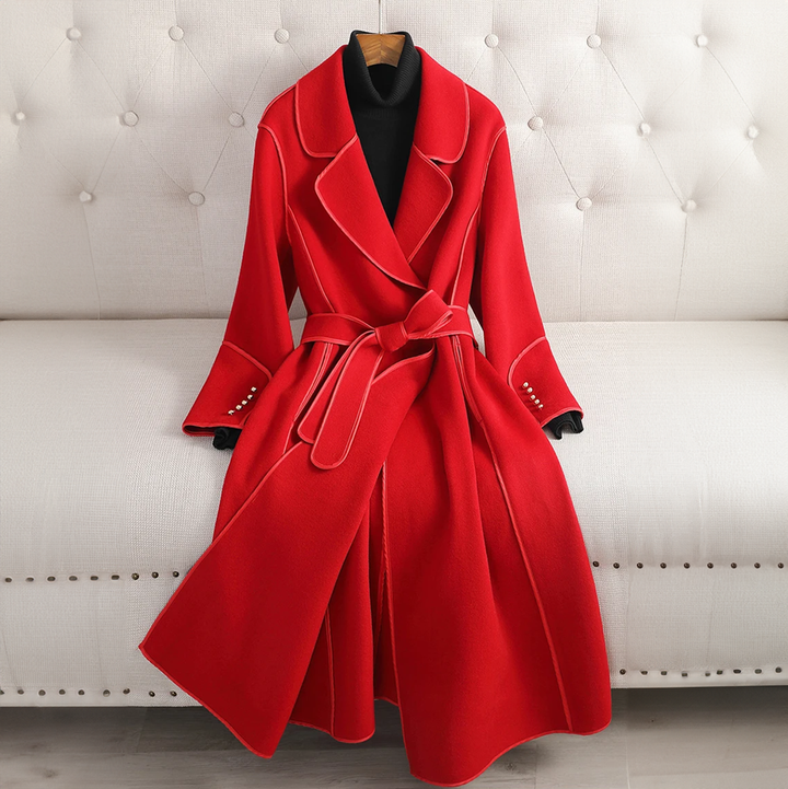 TRENCHCOAT MIT REVERSKRAGEN VON LILIAN-THOURAM