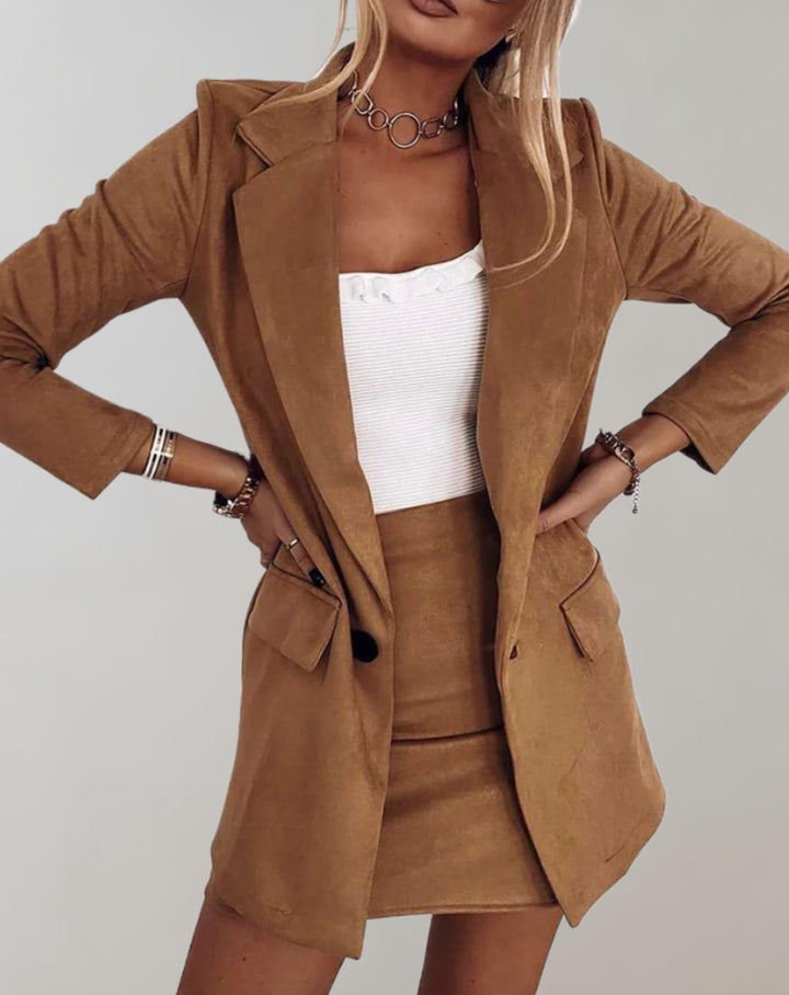 Echoarchiv | Wildleder Optik Blazer und Rock Satz