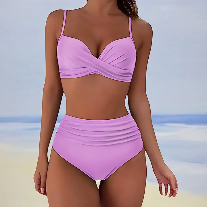 Echoarchiv | Stylischer High-Waisted Bikini