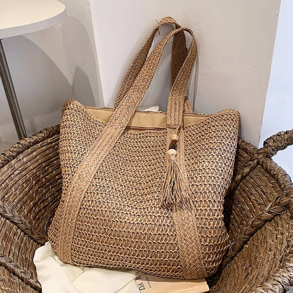 Echoarchiv | Elegante Sommerhandtasche für Frauen mit Einem Funktionalen Design