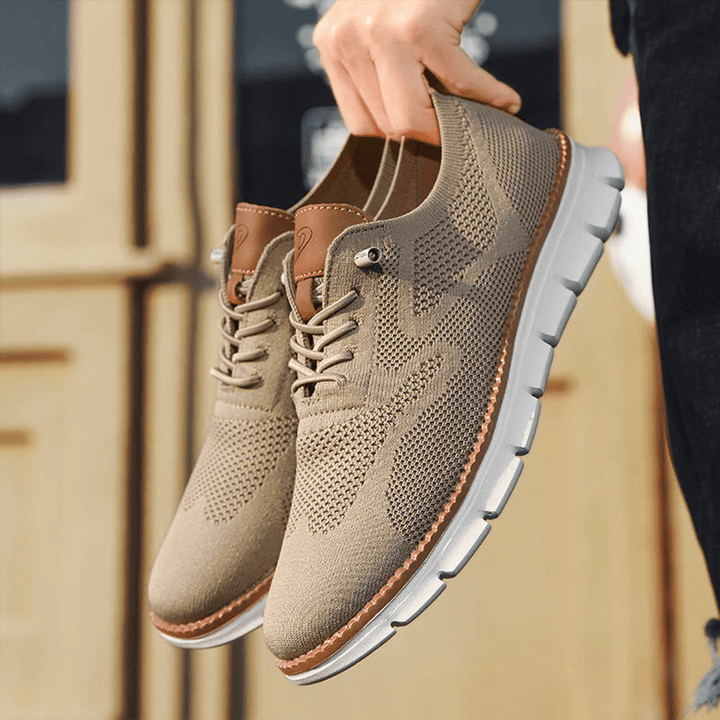 Ultrabequeme Herrenschuhe – Tavélo