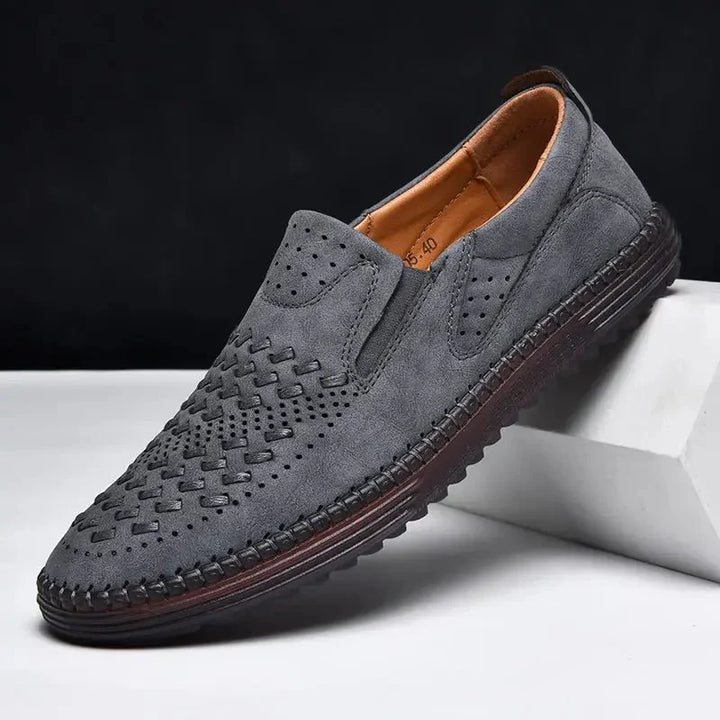 Handgefertigte Lederschuhe für Männer Echoarchiv