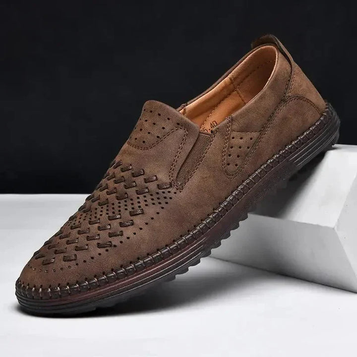 Handgefertigte Lederschuhe für Männer Echoarchiv
