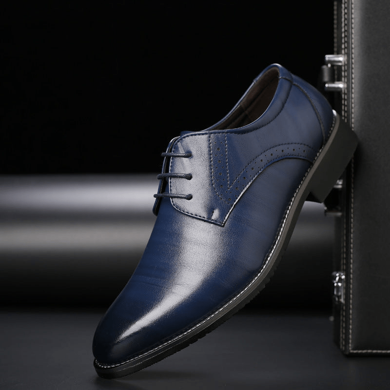 Echoarchiv | Stilvolle Herren Schuhe Schnürschuhe mit Brogue Details