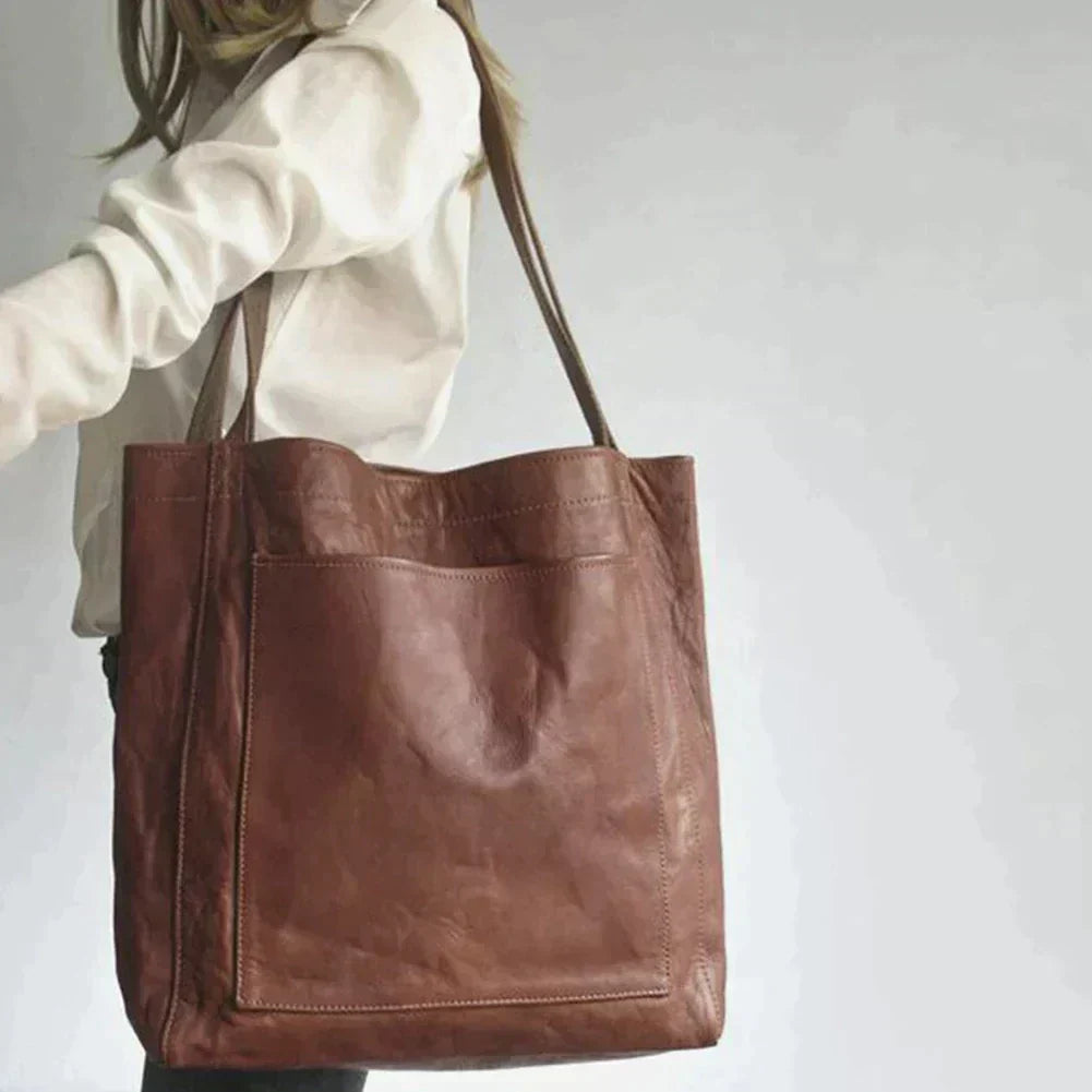 Handtasche Nova aus: Eleganz und Funktionalität für einen täglichen Stil