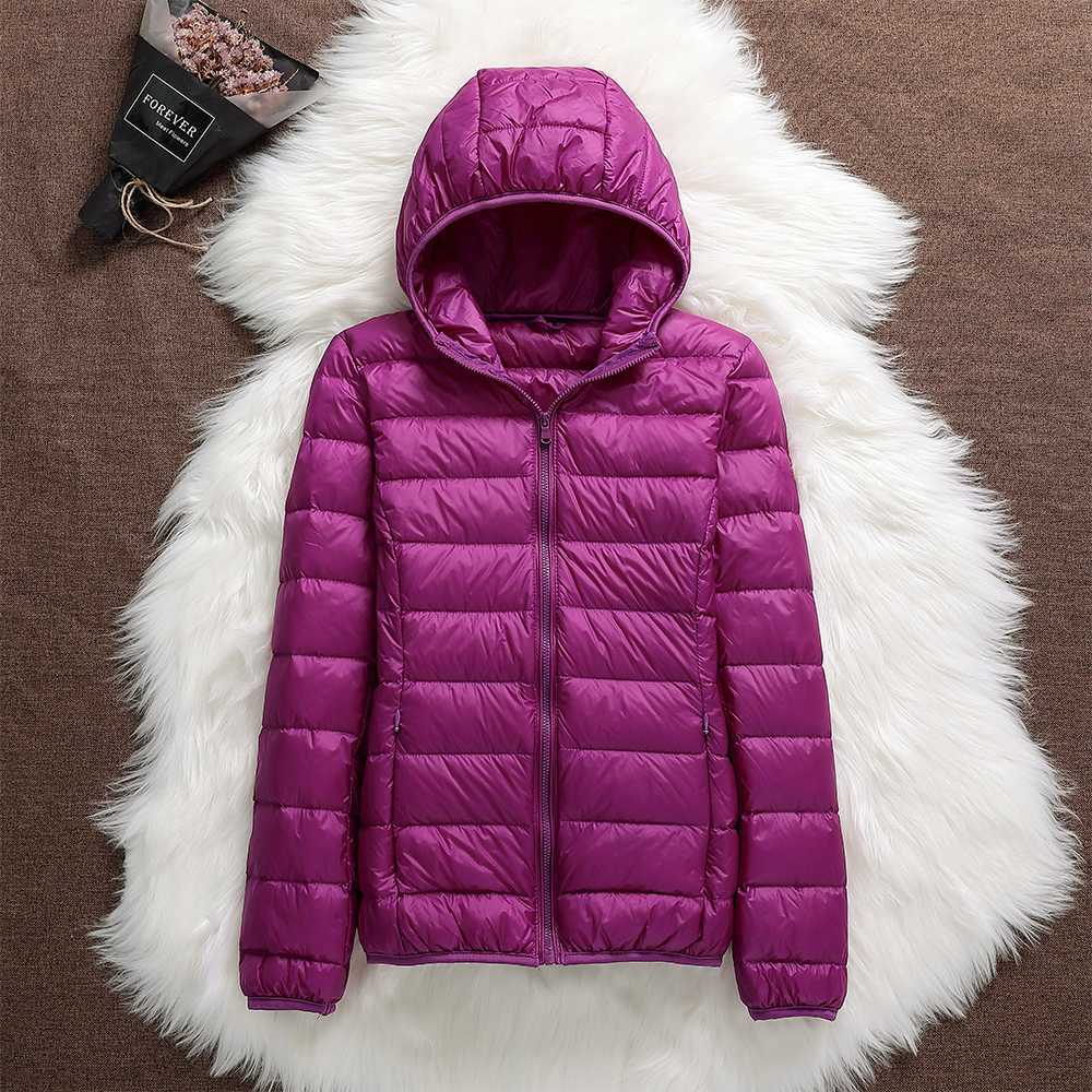 Echoarchiv | Daunenjacke mit Kapuze für Damen
