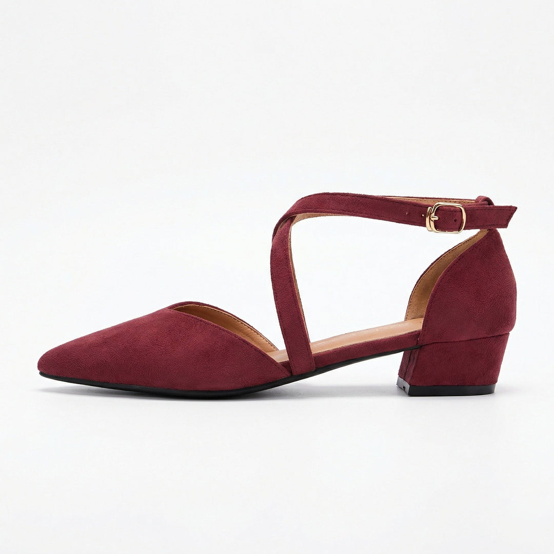 Echoarchiv | Modische Flache Sandalen mit Spitzer Spitze