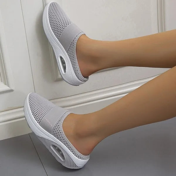 Orthopädische Sandalen Keilabsätze – Sorelia
