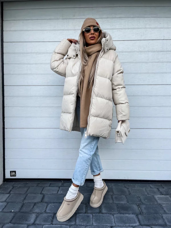 Echoarchiv | Elegante und leichte Daunenjacke für Damen