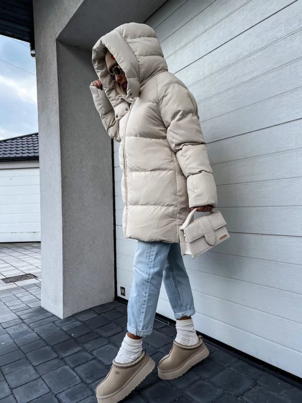 Echoarchiv | Elegante und leichte Daunenjacke für Damen