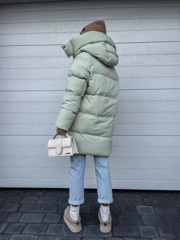 Echoarchiv | Elegante und leichte Daunenjacke für Damen