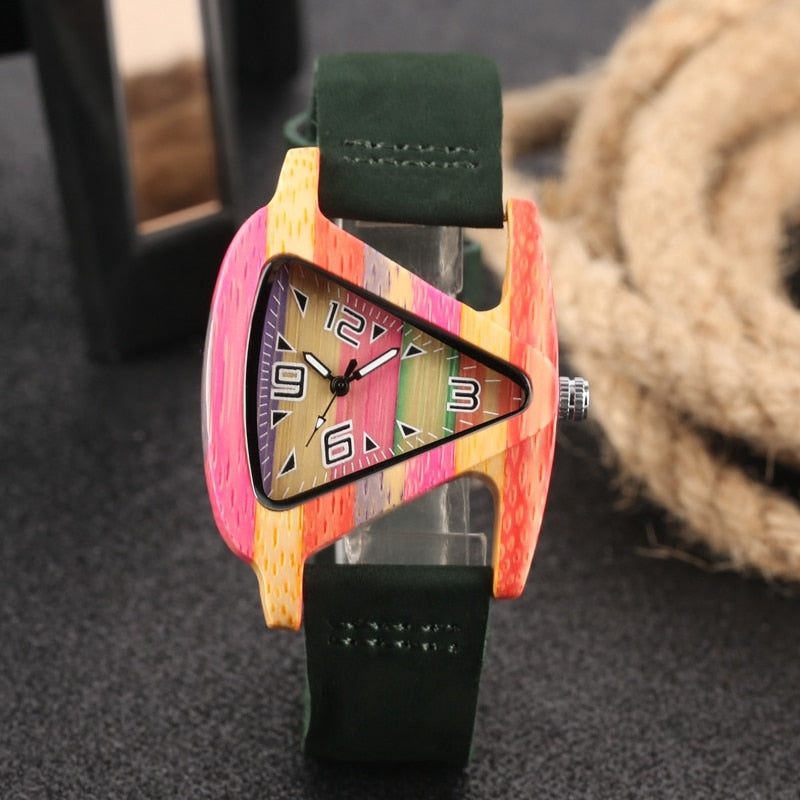Echoarchiv | Farbige Dreieck Bamboo Wood Uhr