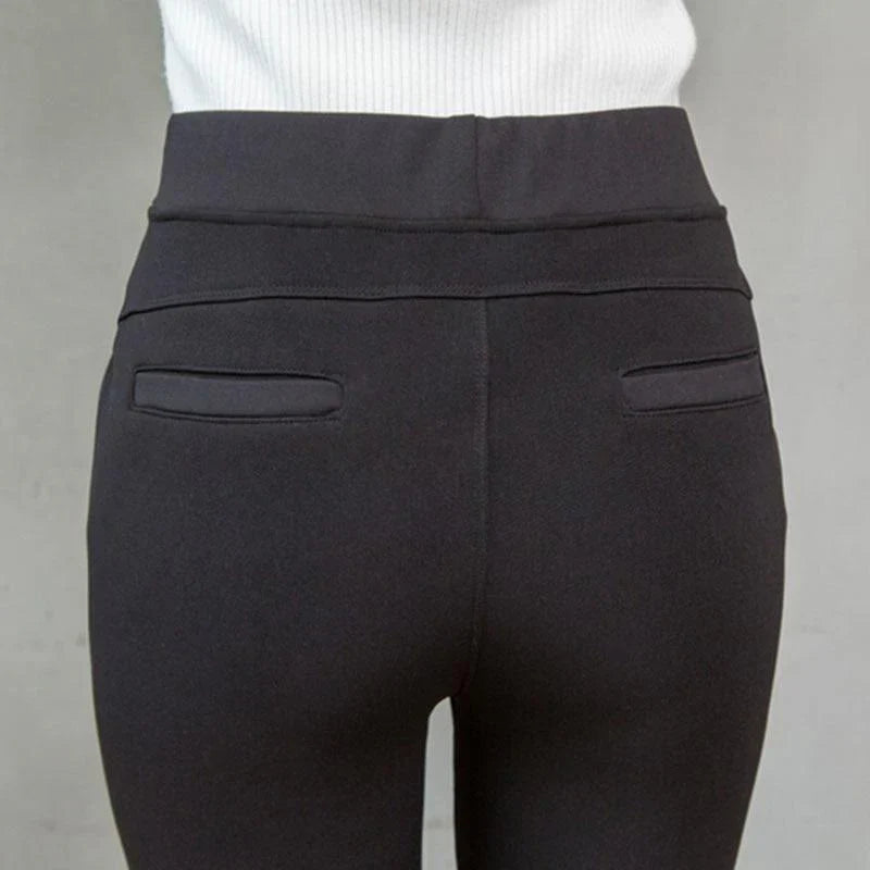 Damen Schneehose mit Extremer Wärme & Gepolsterter Passform | Echoarchiv