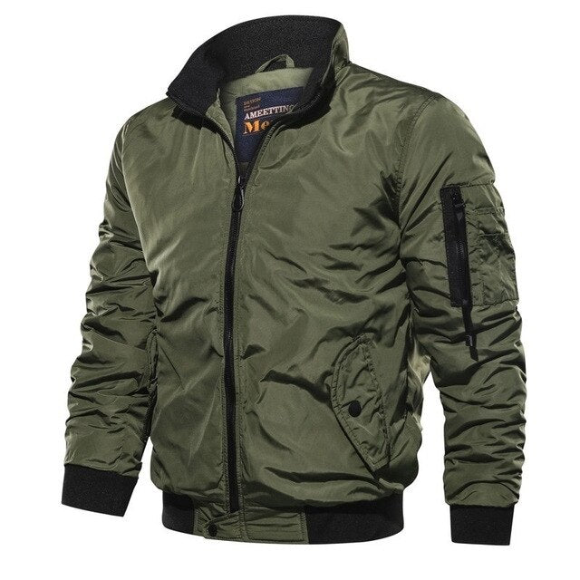 Echoarchiv - Stilvolle und winddichte Bomberjacke für Männer