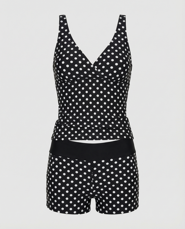 Echoarchiv – Figurschmeichelnder Damen-Tankini, Tankini-Oberteil & Modische Shorts
