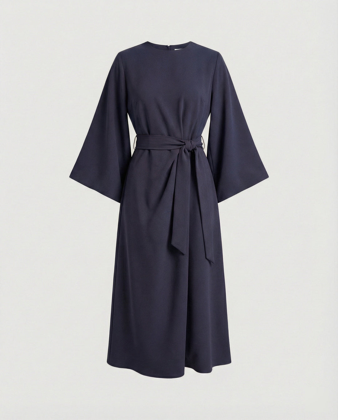 Echoarchiv | Elegantes Kleid mit Laternenärmeln und Gürtel
