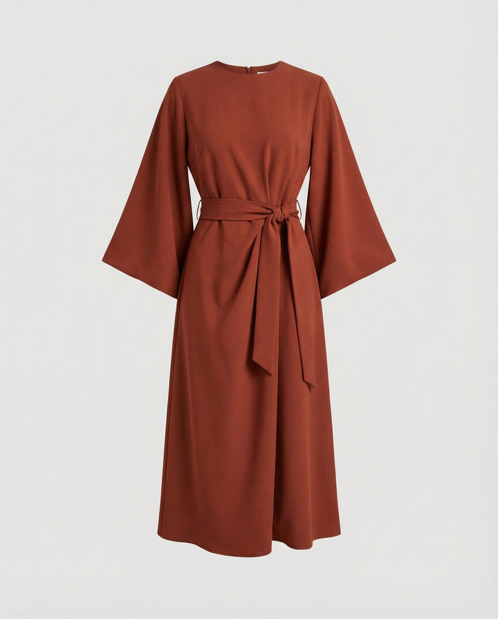 Echoarchiv | Elegantes Kleid mit Laternenärmeln und Gürtel