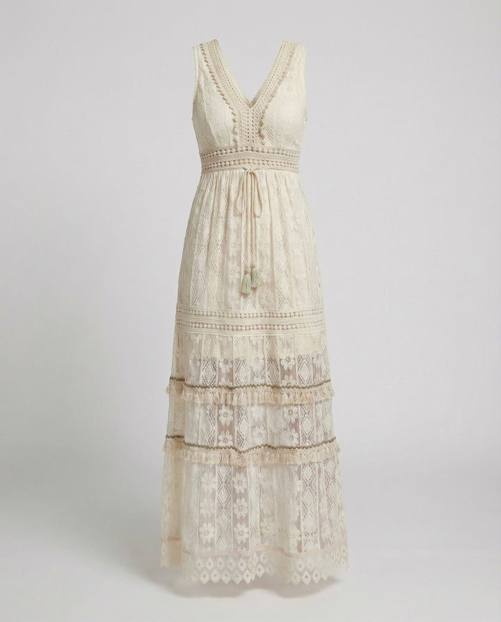 Echoarchiv | Anmutiges Boho-Spitzenkleid für Den Sommer