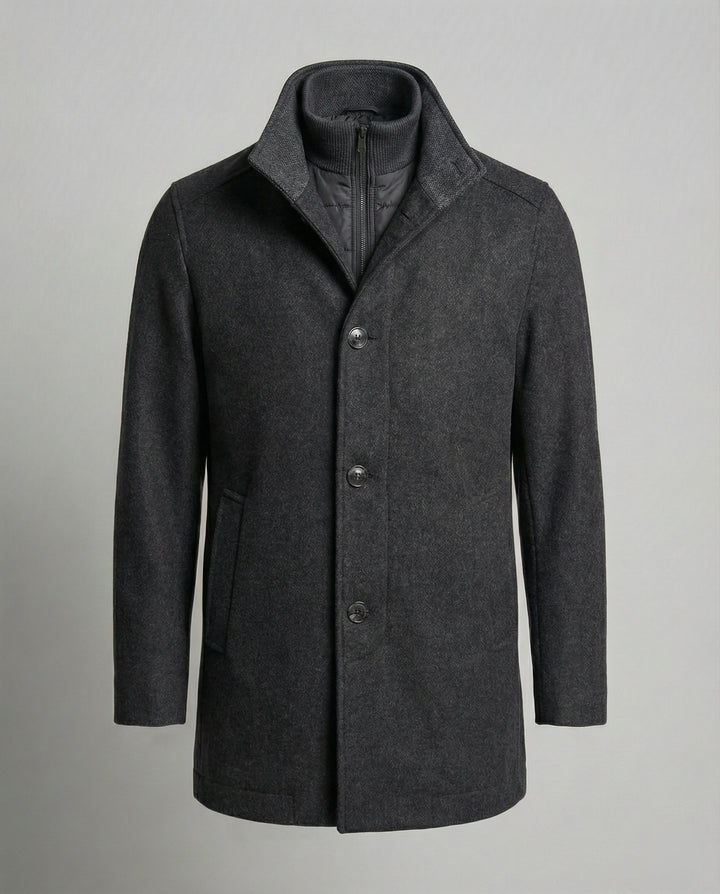 Die verfeinerte und luxuriöse Jacke mit Weste