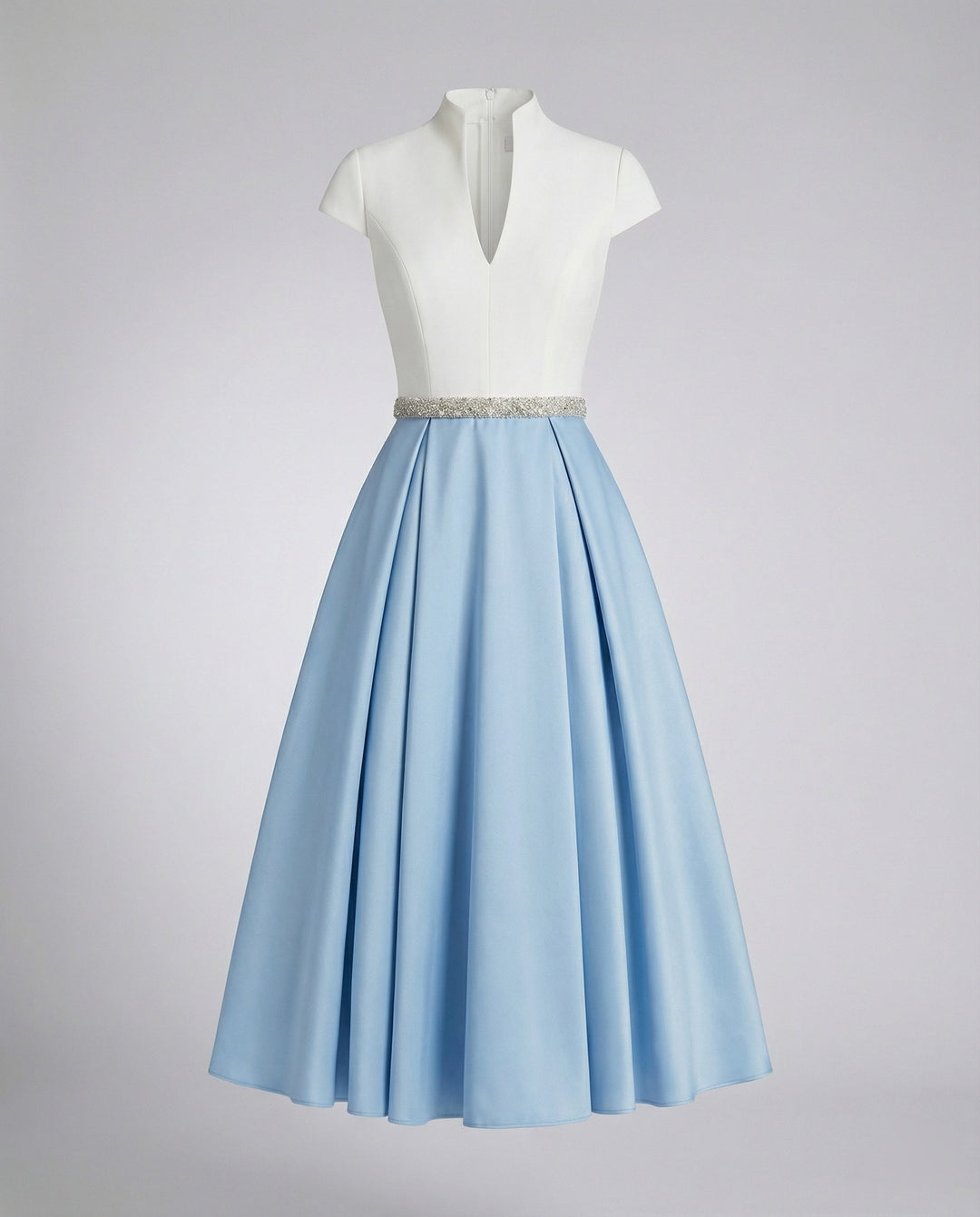 Damen Elegantes Midikleid mit Hochgeschlossenem Kragen & Schwingendem Rock | Echoarchiv