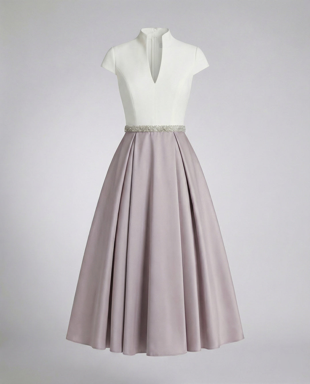 Damen Elegantes Midikleid mit Hochgeschlossenem Kragen & Schwingendem Rock | Echoarchiv