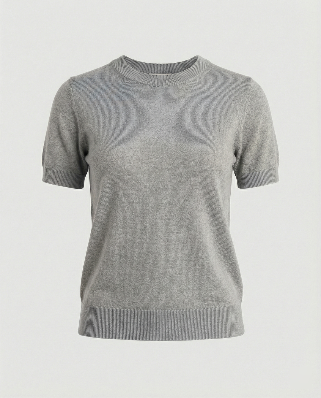 Damen Feinstrickpullover mit Kurzarmiger Silhouette und Weich Fließendem Material Echoarchiv
