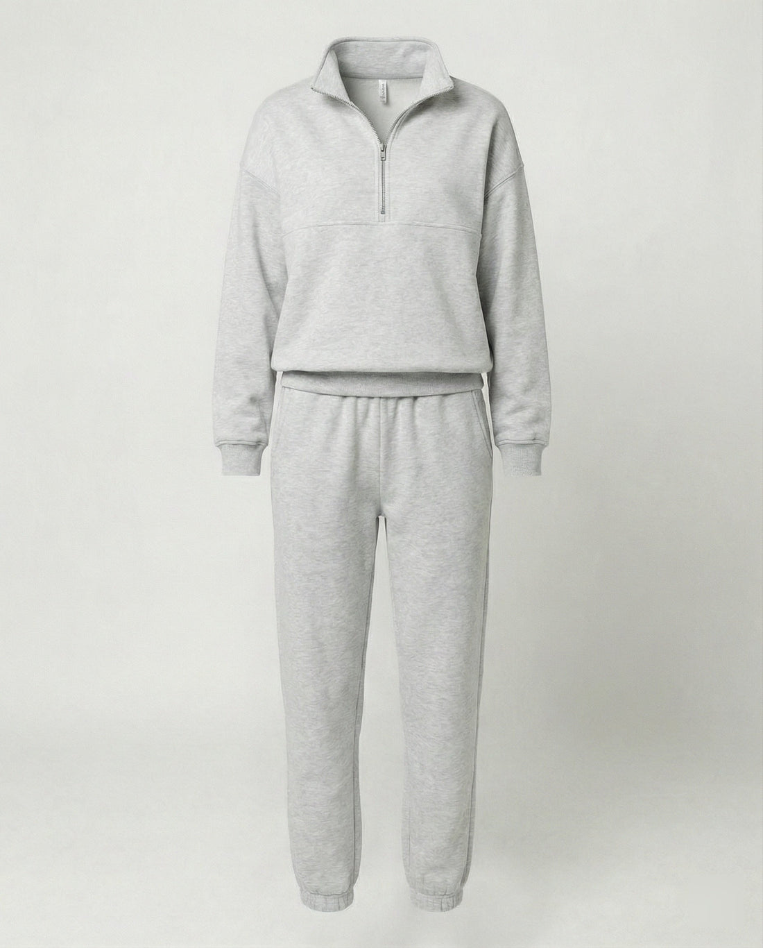 Jogginganzug Damen sportlich mit Zip-Hoodie und Jogginghose – Avérine