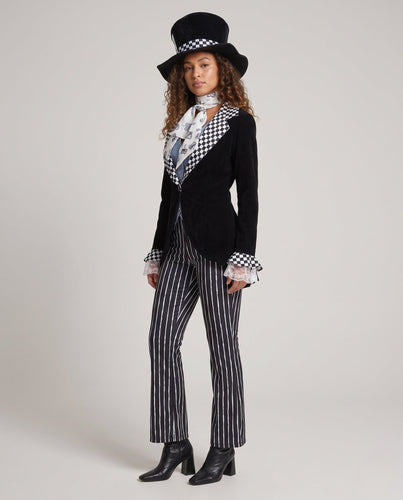 Damen schickes Märchen-Kostüm mit gestreiftem Hosenanzug Echo Archiv