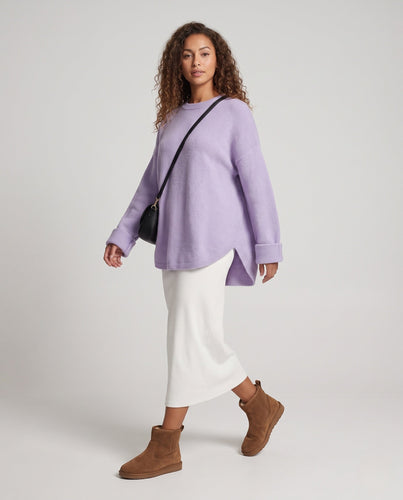 Damen Oversize Longpullover im Mohair‑Look mit Rundhals, überschnittener Schulter und seitlichem Schlitz Echoarchiv