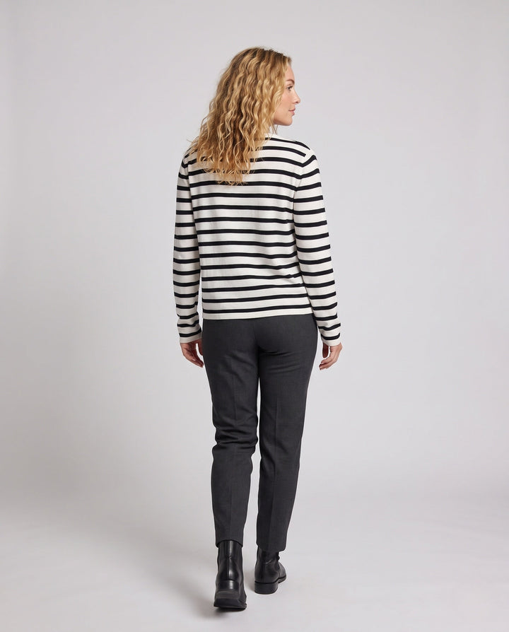 Product 16034477998410 - back_view