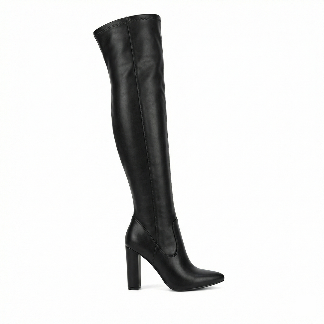 Echoarchiv | Flache Overknee-Stiefel aus für den Winter