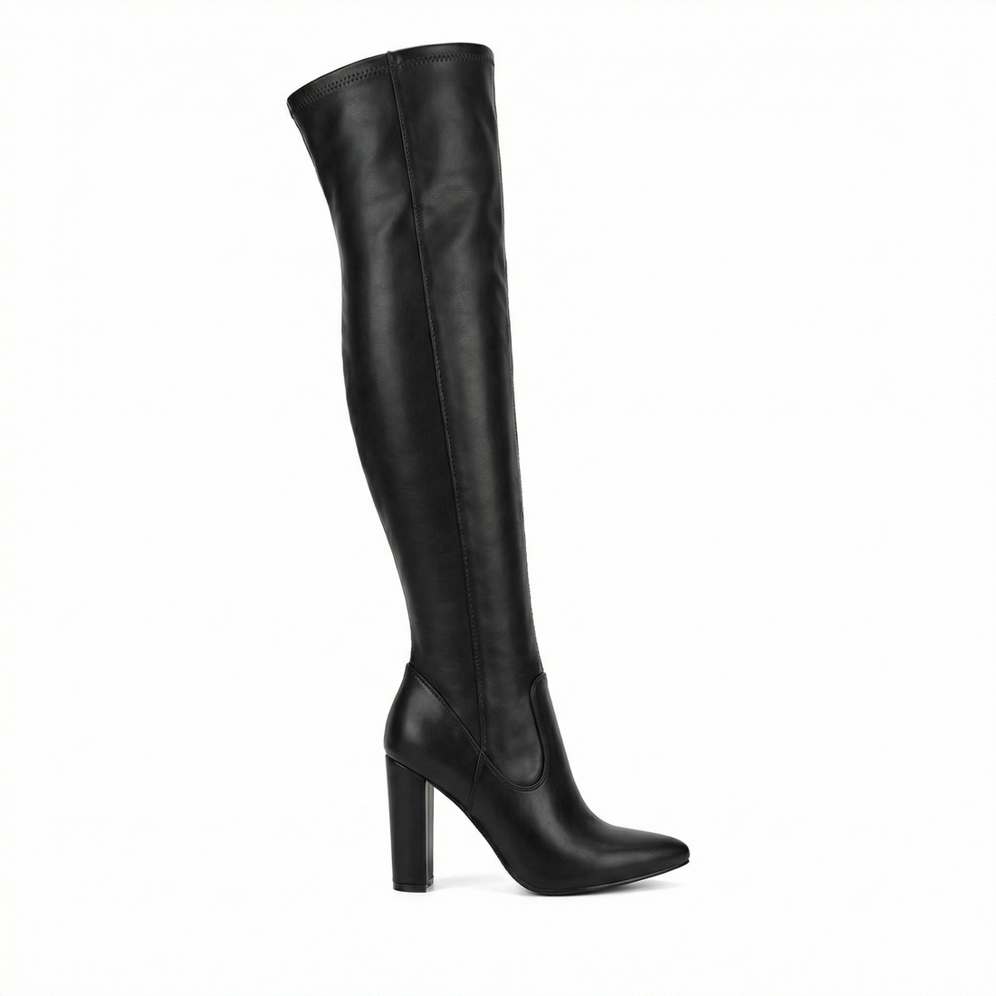 Flache Overknee-Stiefel aus für den Winter – Lioré