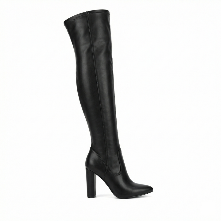 Echoarchiv | Flache Overknee-Stiefel aus für den Winter