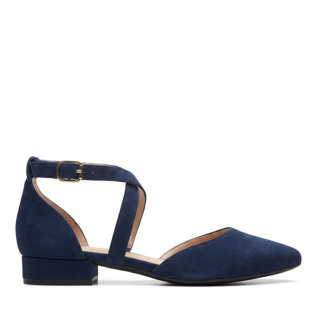 Echoarchiv | Modische Flache Sandalen mit Spitzer Spitze