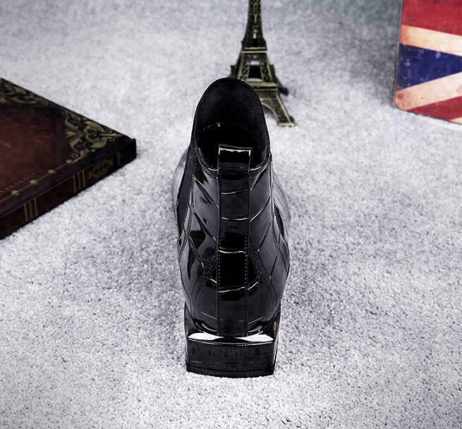 Hochwertige Lederstiefel – Tavélo