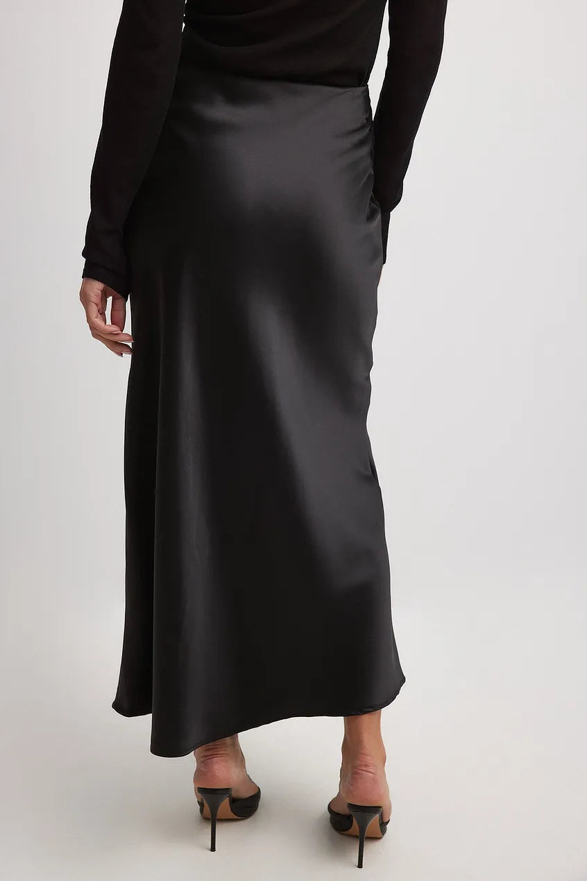 Echoarchiv | Satinrock mit Hoher Taille Anna