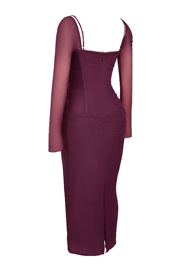 Echoarchiv | Elegantes Maxikleid mit tiefem Ausschnitt und langen Ärmeln