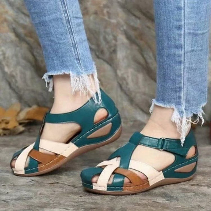 Echoarchiv | Anima-Orthopädische Sandalen