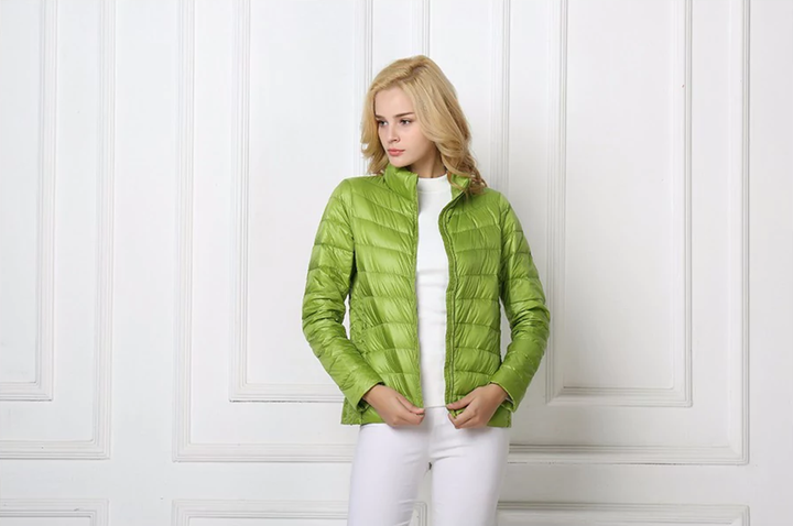 Echoarchiv | Leichte Daunenjacke mit Urbaner Eleganz