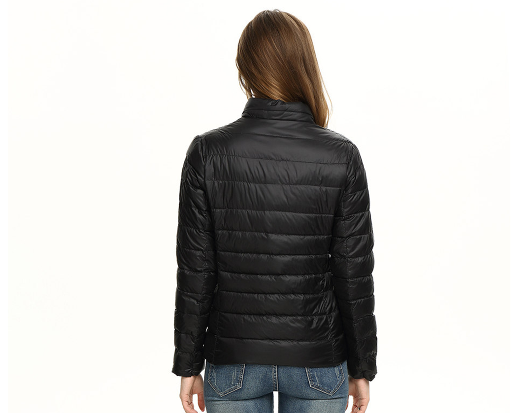 Echoarchiv | Leichte Daunenjacke mit Urbaner Eleganz