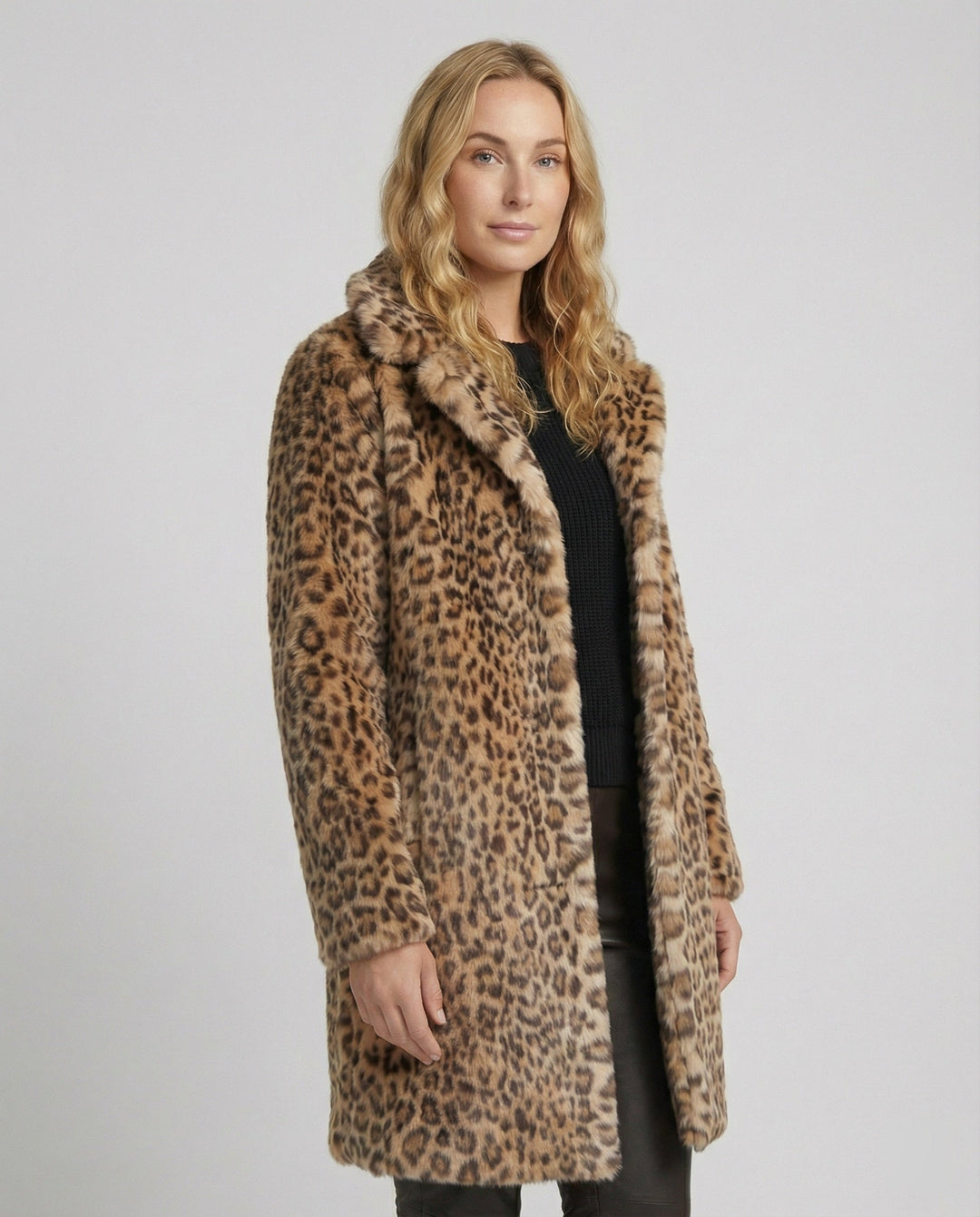 Echoarchiv | Mantel - Kunstpelz - Oversized Fit - Reverskragen - Leopardenprint