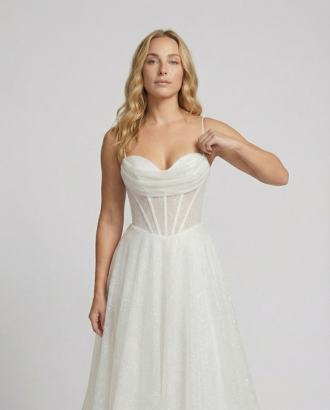 Echoarchiv | Glitter Ballkleid mit Schnürung