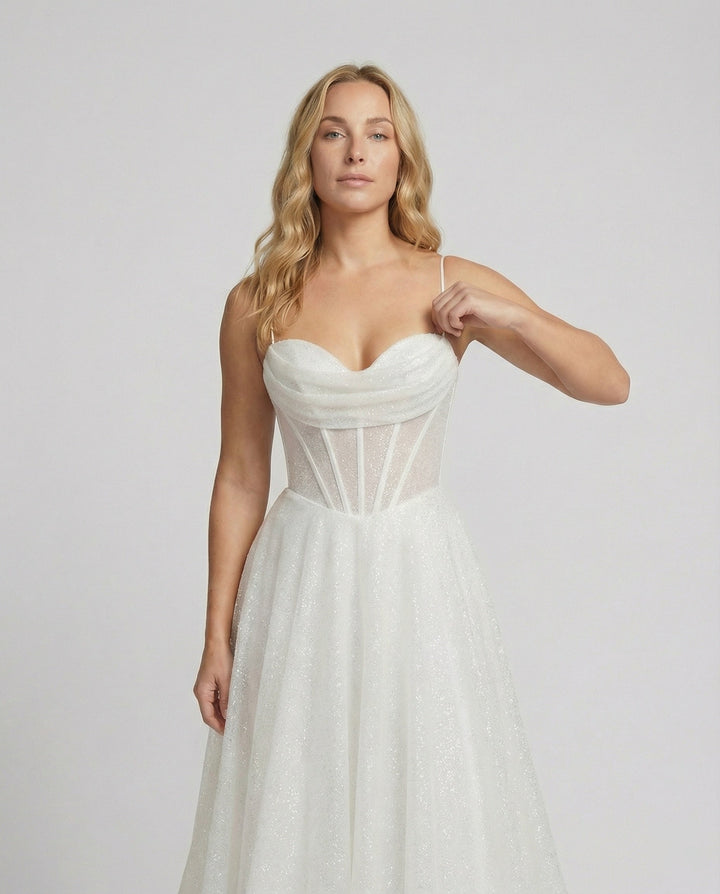 Echoarchiv | Glitter Ballkleid mit Schnürung