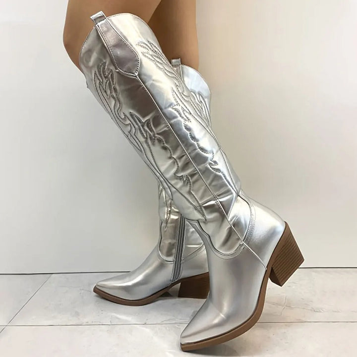 Echoarchiv | Robuste Cowboystiefel Bis Zum Knie