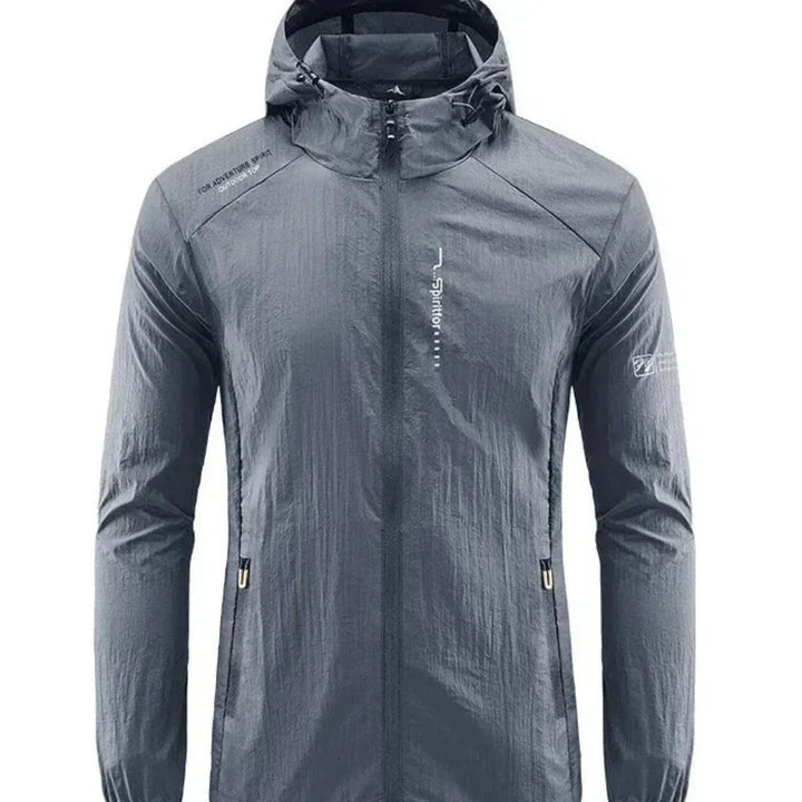 Echoarchiv | Ultraleichte, Wind- und Sonnensichere Sommerjacke mit Kapuze für Herren