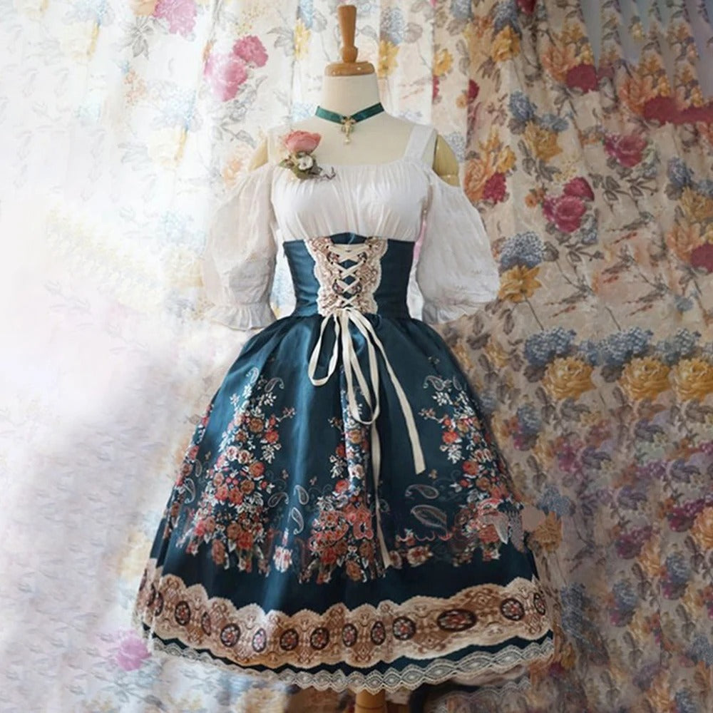 Echoarchiv | Blumen Dirndl mit Schürze und Blumendekoration für Oktoberfest